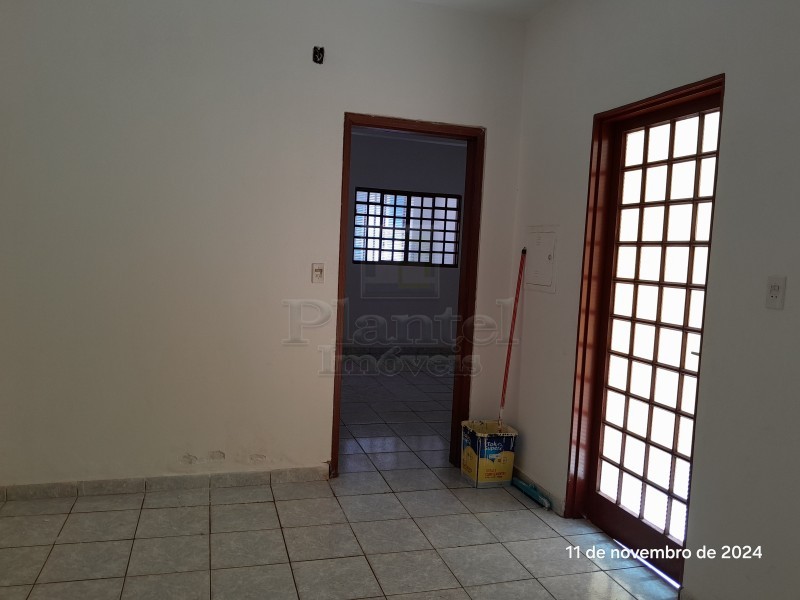 Imobiliária Ribeirão Preto - Plantel Imóveis - Casa - Vila Tibério - Ribeirão Preto